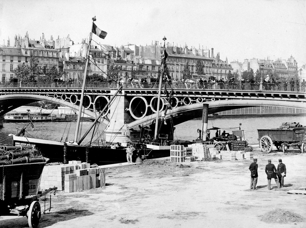 Párizs: A Carrousel híd és a dokkok – fotózás, 19. század vége alkotó: Unknown photographer