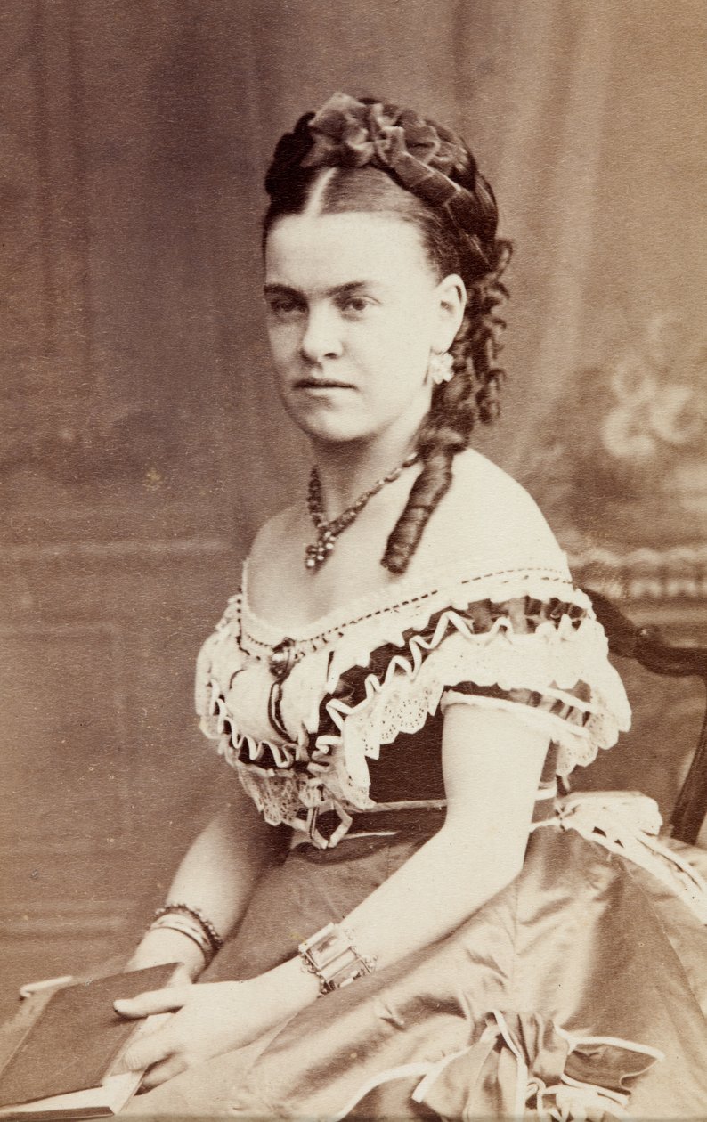 Edith Wynne portréja, 1860 körül (f/w fotó) alkotó: Unknown photographer