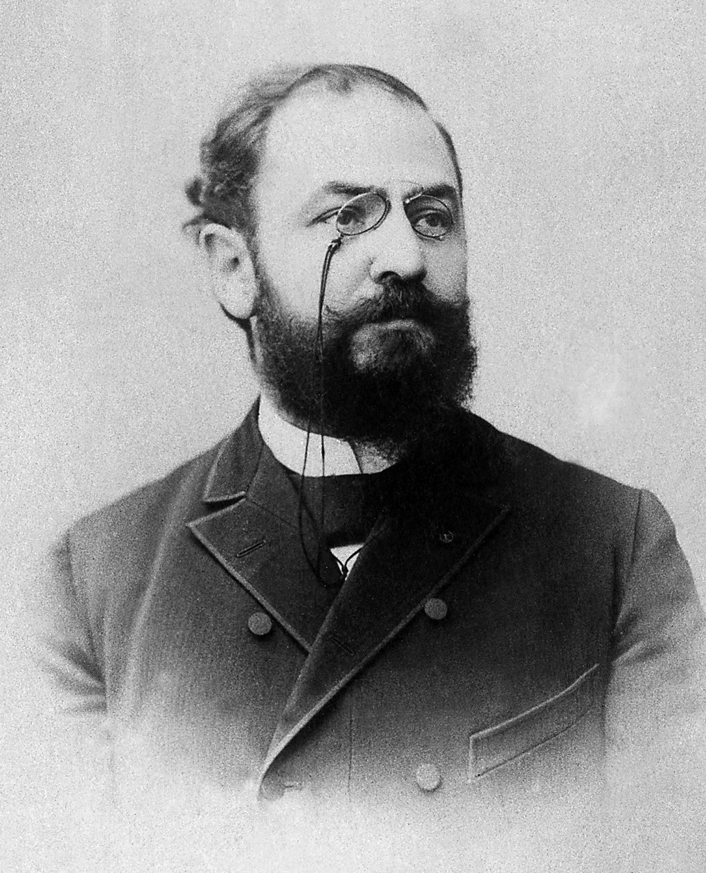 Leon Bourgeois (1851-1925) francia politikus portréja. alkotó: Unknown photographer