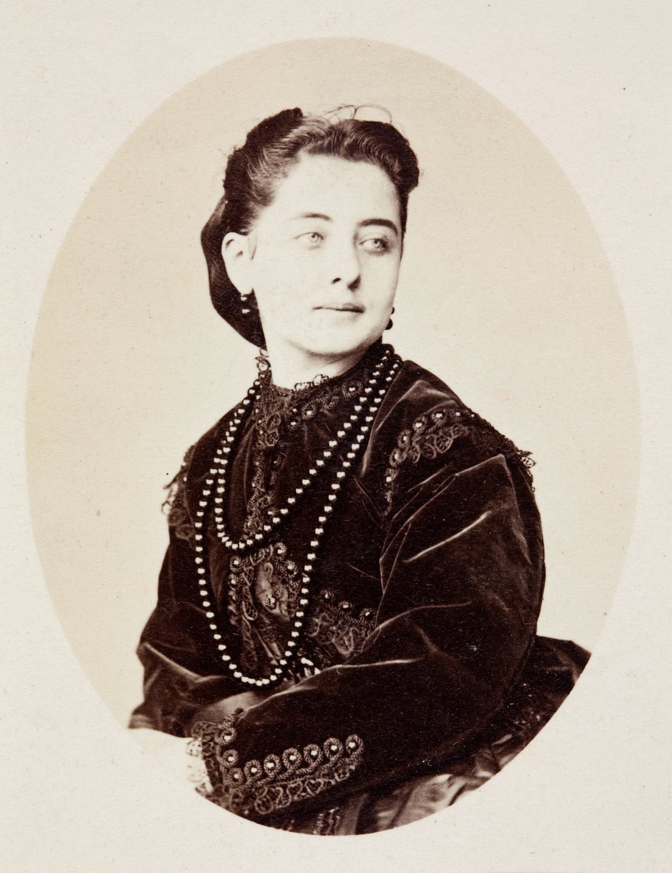 Portrait of Pauline Lucca alkotó: Unknown photographer