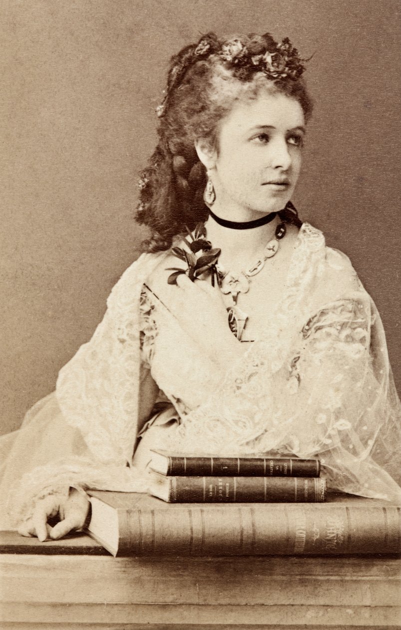 Portrait of Pauline Lucca, c.1860s (b/w photo) alkotó: Unknown photographer