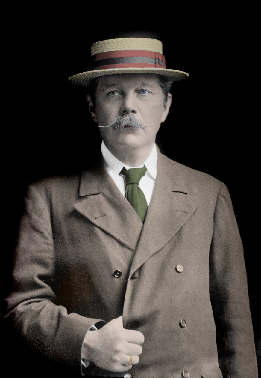 Sir Arthur Conan Doyle (1859-1930), angol író, „Sherlock Holmes” karakterének megalkotója portréja. alkotó: Unknown photographer