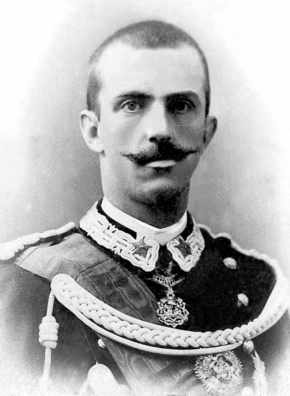 III. Victor Emmanuel olasz (Victor-Emmanuel) (Vittorio Emanuele) (1869-1947) portréja, Olaszország királya 1900-tól trónról való lemondásáig, 1946-ig. alkotó: Unknown photographer