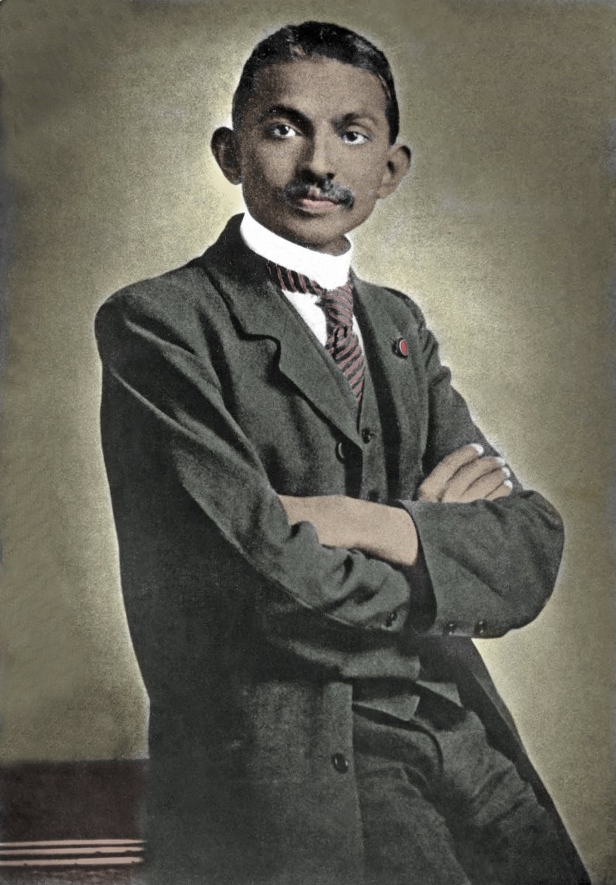 A Mahatmaként ismert politikai vezető, Mohandas Karamchand Gandhi (1869-1948), indiai politikai és spirituális vezető portréja alkotó: Unknown photographer