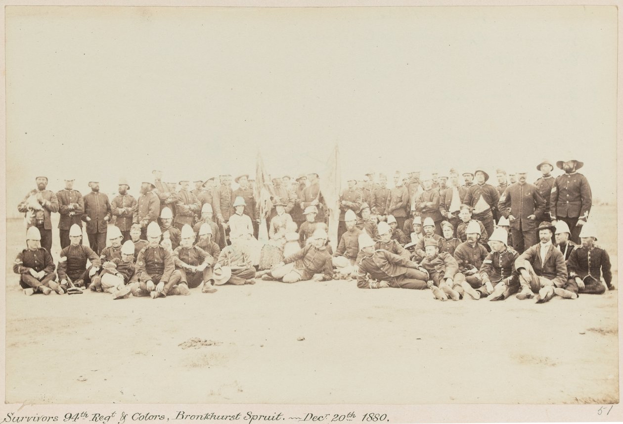 „Survivors 94th Regt & Colors, Bronkhurst [sic] Spruit. - 1880. december 20., Pretoria, Transvaali háború (1880-1881), 1881. április 5. (f/w fotó) alkotó: Unknown photographer