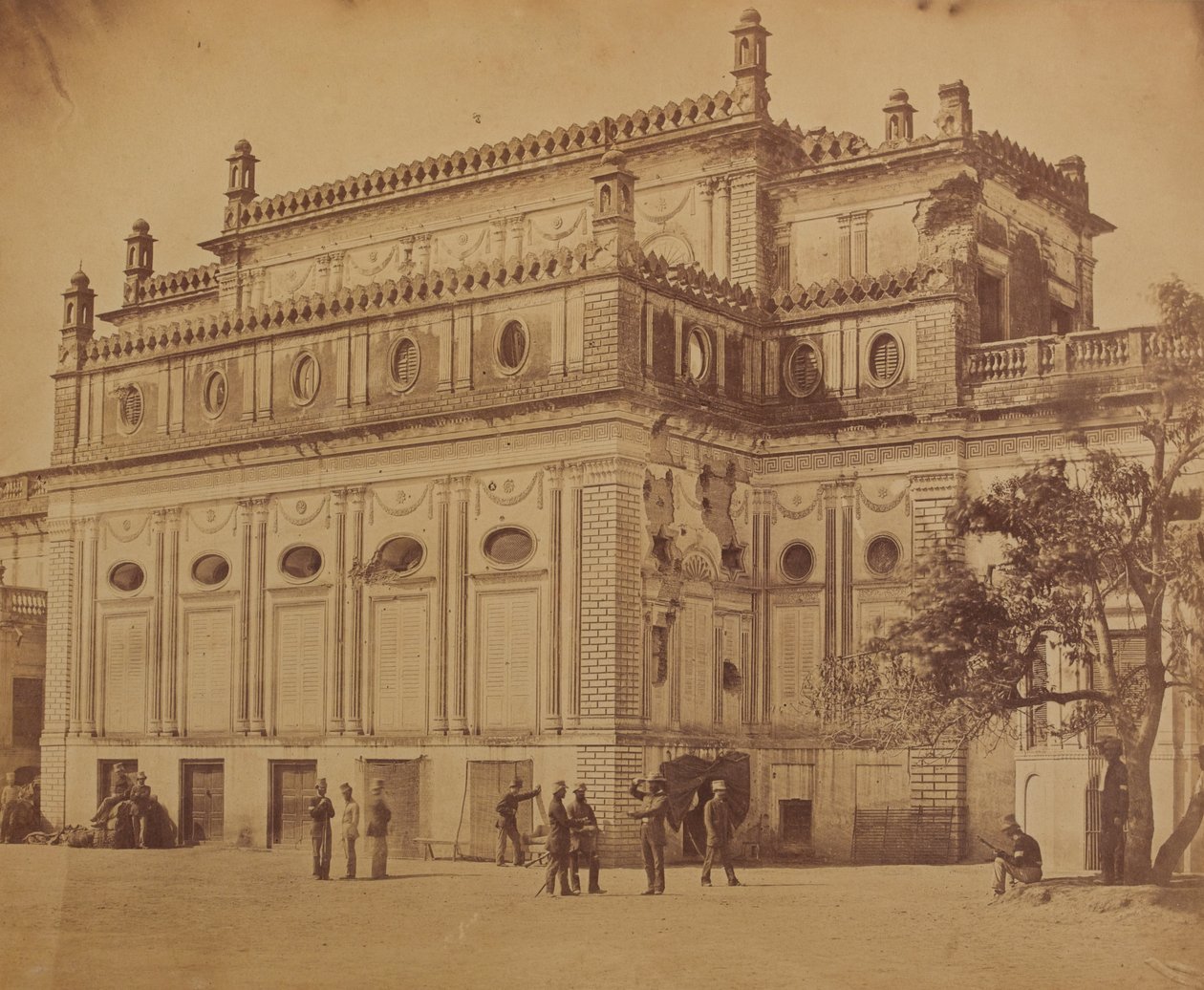 A Begum Koti alkotó: Unknown photographer