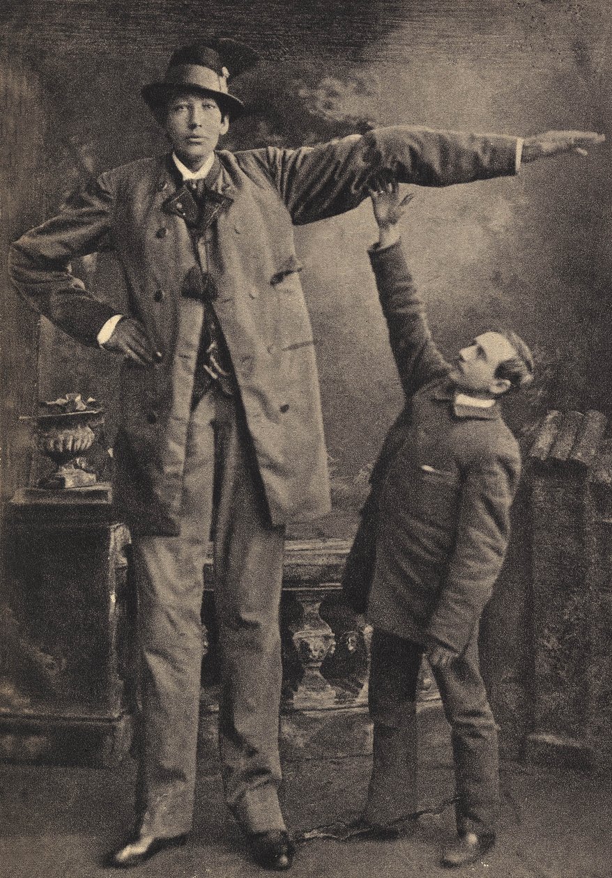 A szörnyek, az óriás. Fényképészet, 19. század vége, Párizs. alkotó: Unknown photographer