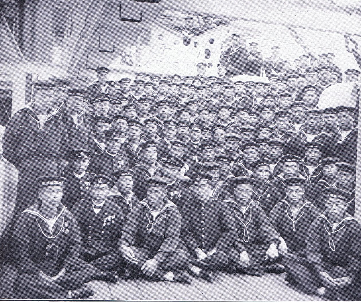 Az Asama legénysége, illusztráció a „Cassells History of the Orosz-Japán háború 1. kötetéből”, 1900 körül alkotó: Unknown photographer