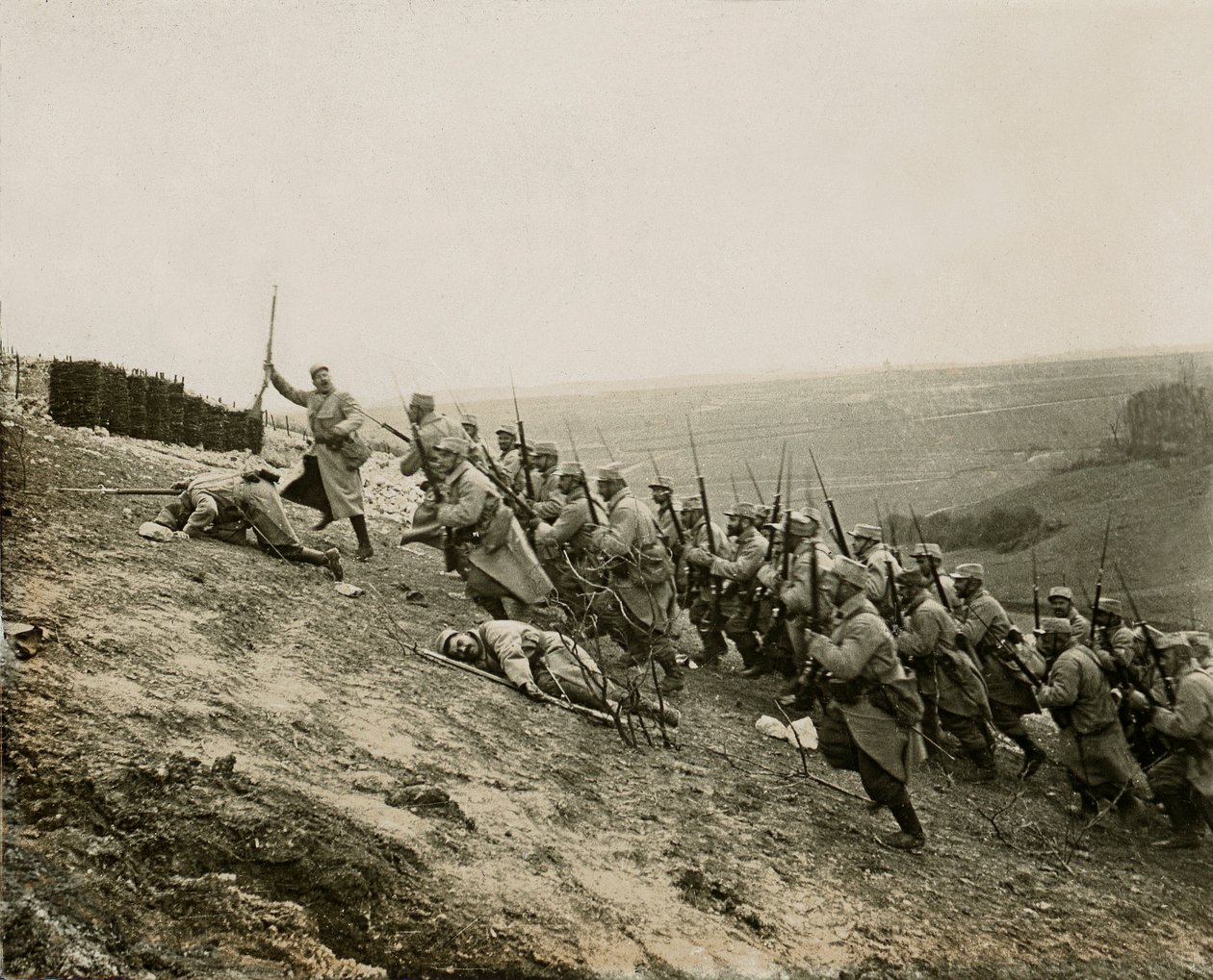 14-18-as háború (1914-1918) - Propaganda - 1914-ben szerkesztett LSU (L.S.U. La Stereoscopie Universelle) fényképészeti sztereoszkópikus üveglemez: a Notre-Dame de Lorette nagy ormának eltávolítása (Ablain-Saint-Nazaire község - Ablain Saint Nazaire, Pas-d alkotó: Unknown photographer