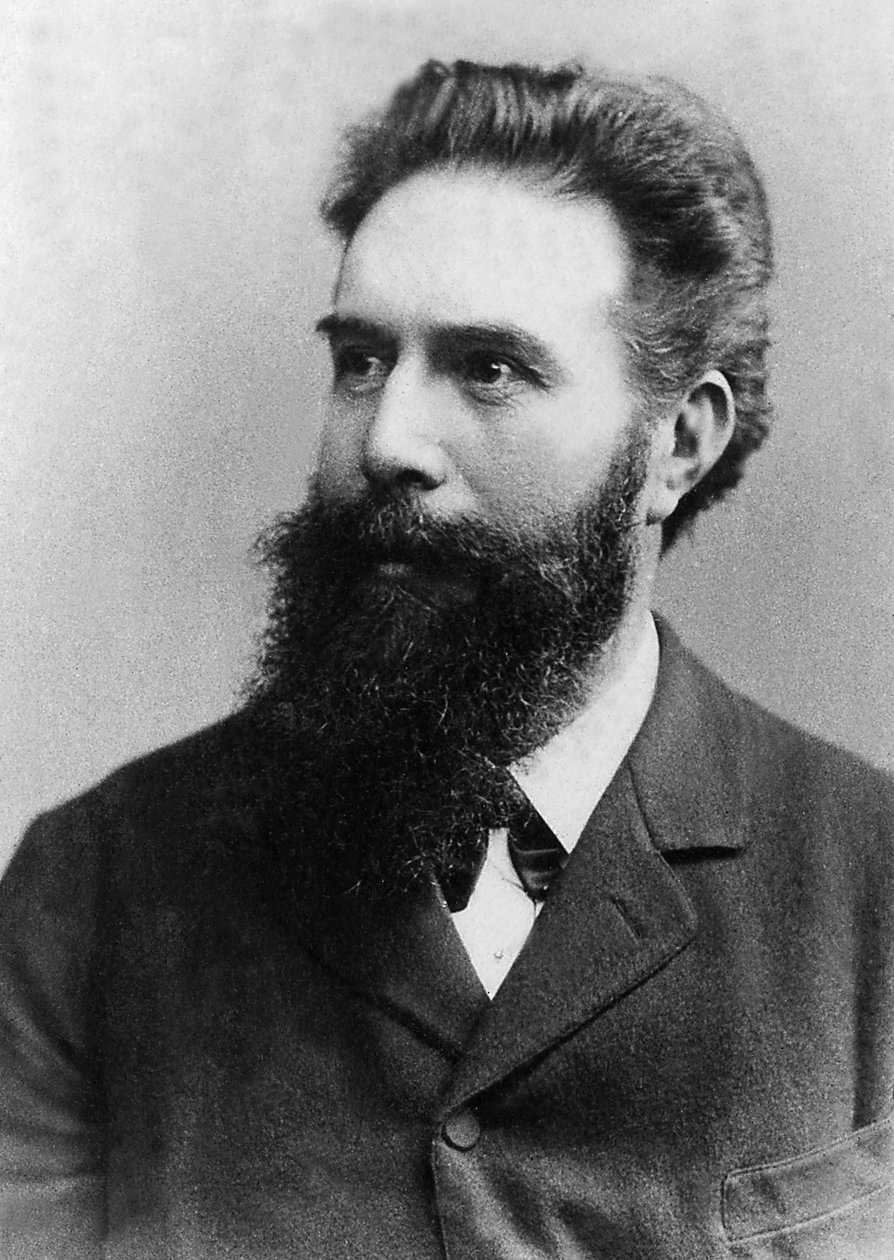 Wilhelm Conrad Röntgen alkotó: Unknown photographer
