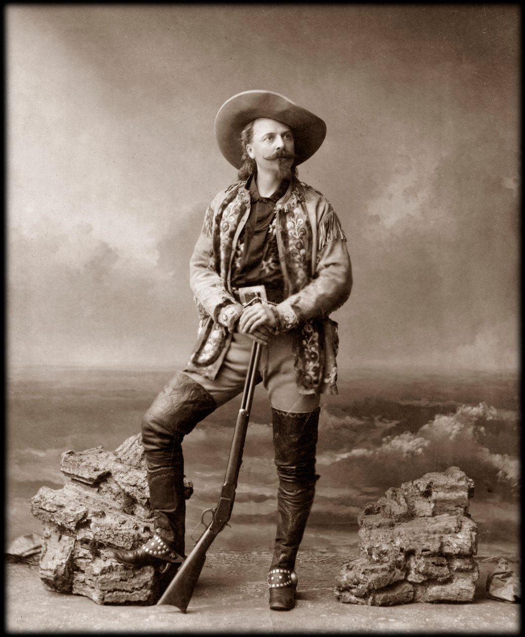 William Frederick Cody – Buffalo Billként ismert – Buffalo Bill (1846-1917), William Cody ezredes portréja alkotó: Unknown photographer