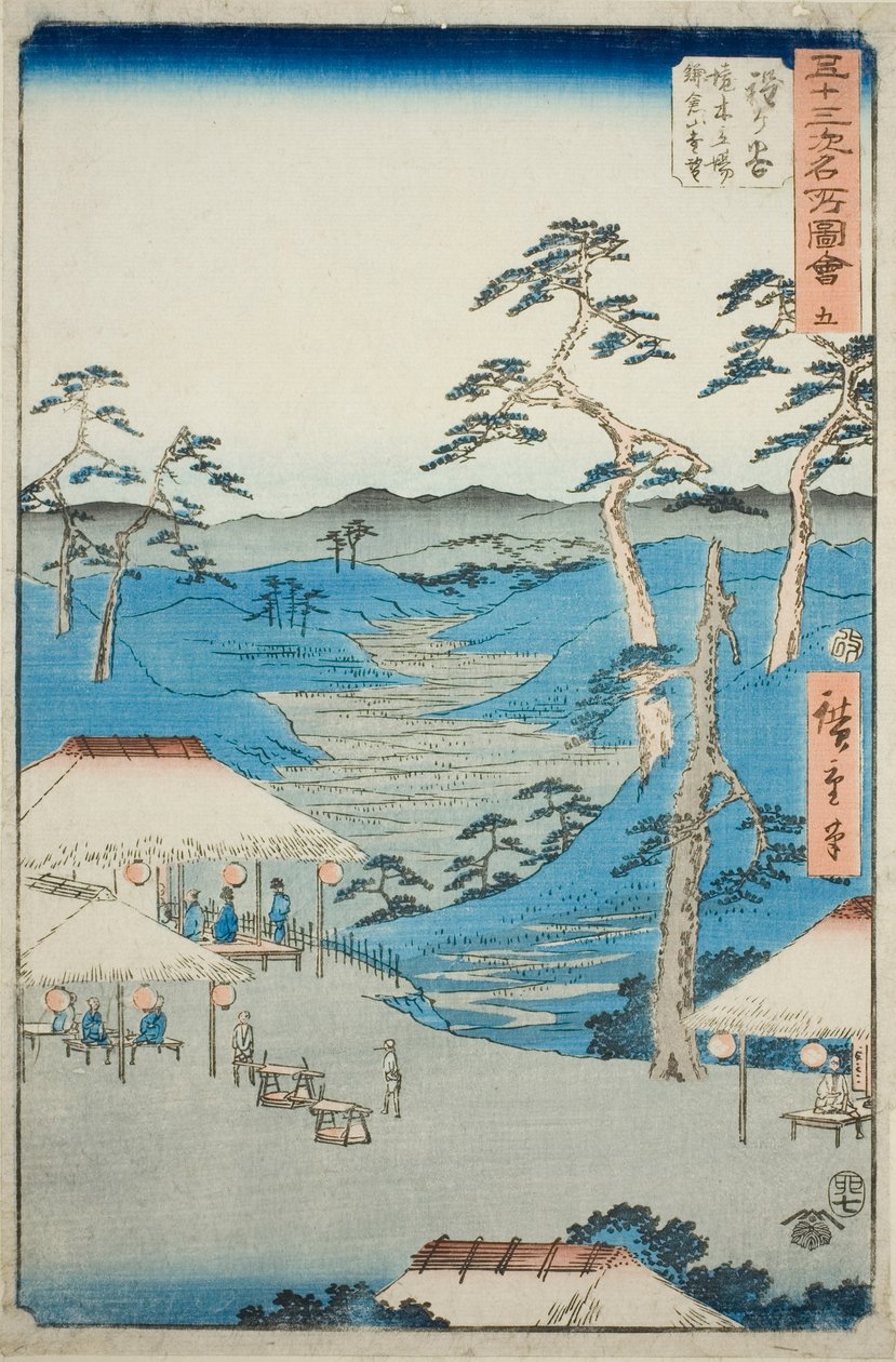 Hodogaya: Távoli kilátás a Kamakura-hegységre a Határfa melletti pihenőházból (Hodogaya, Kyoboku tateba Kamakura yama enbo), sz. 5 az "Ötvenhárom állomás híres látnivalói (Gojusan tsugi meisho zue)" sorozatból, más néven a Verti alkotó: Utagawa Hiroshige