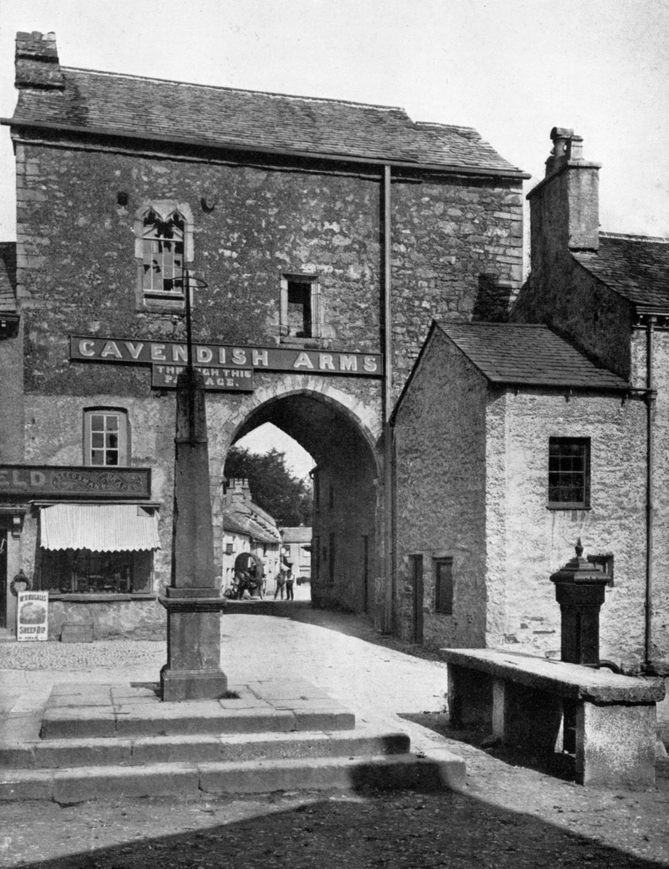 Cartmel Priory Gatehouse, Cartmel, Cumbria, 1924-1926. alkotó: Valentine and Sons Ltd