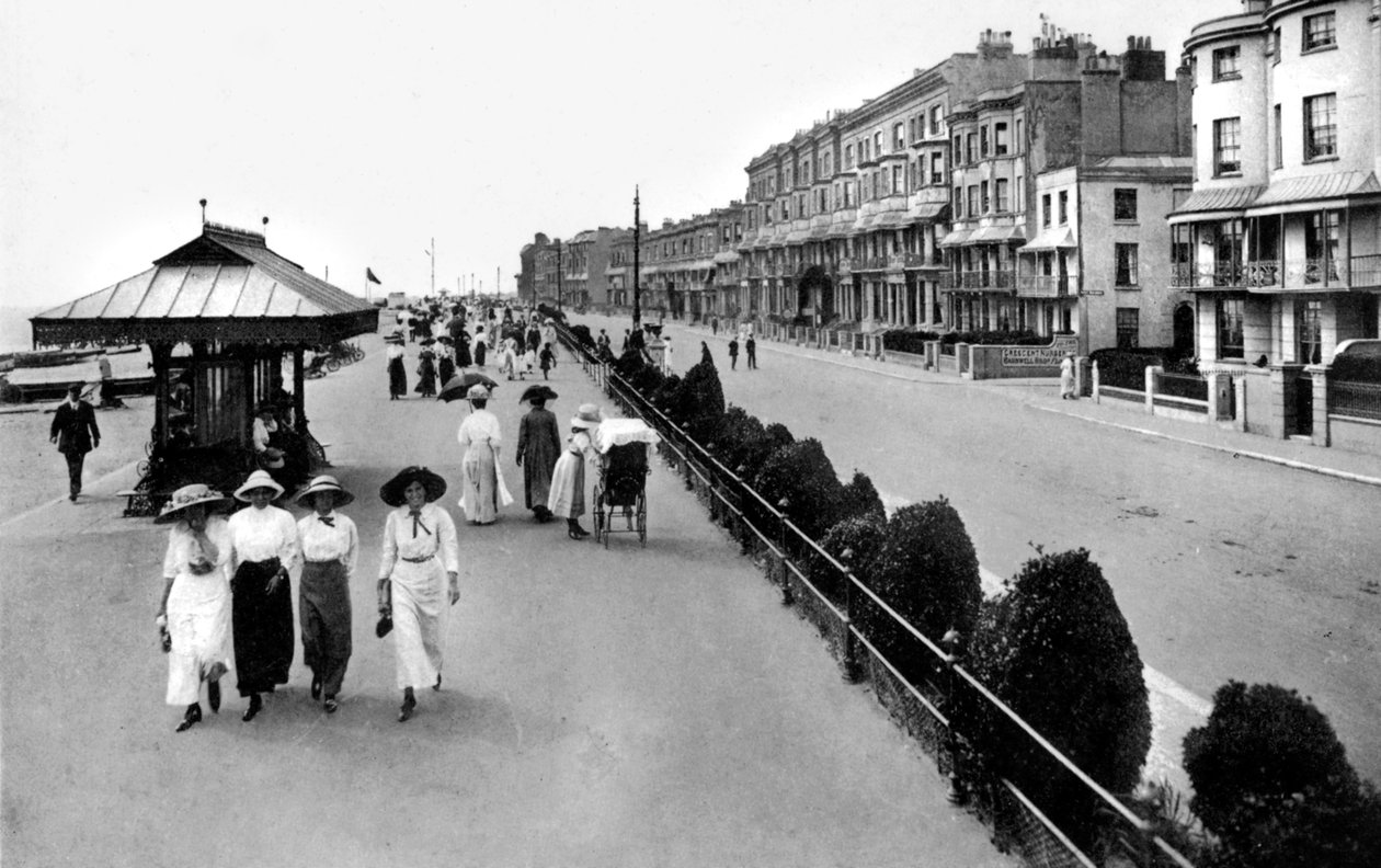A sétány, West Worthing, West Sussex, 20. század eleje. alkotó: Valentine and Sons Ltd