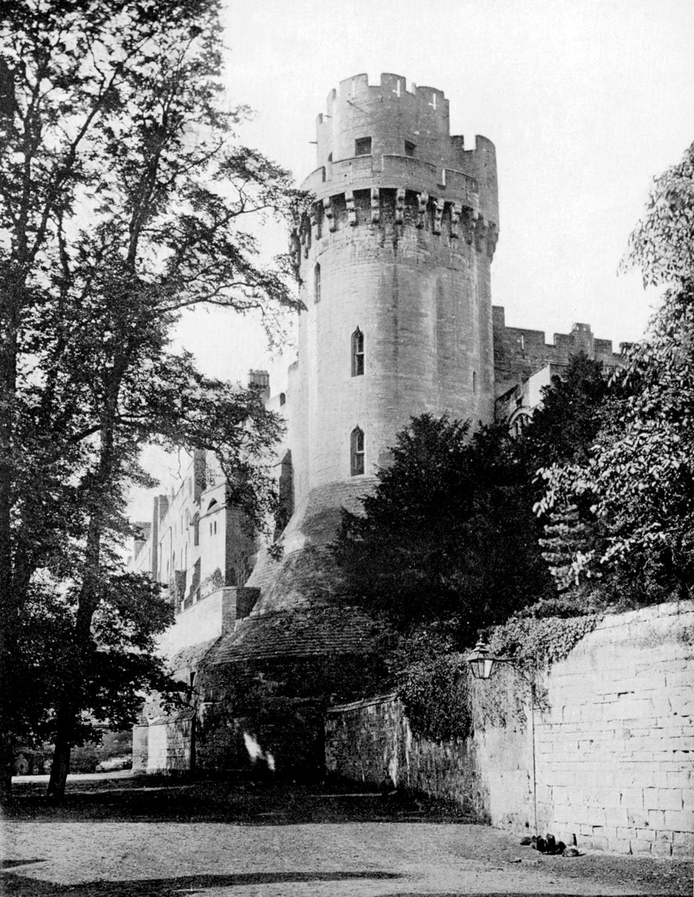 Caesars Tower, Warwick Castle, Warwickshire, 1924-1926. alkotó: Valentine and Sons Ltd