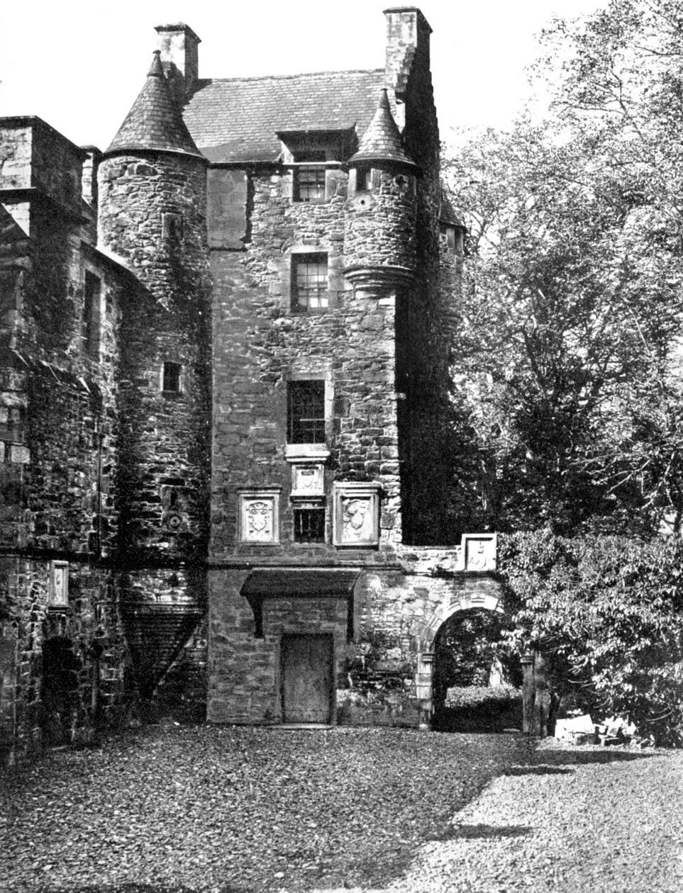 Ferniehirst kastély, Jedburgh, Borders, Skócia, 1924-1926. alkotó: Valentine and Sons Ltd