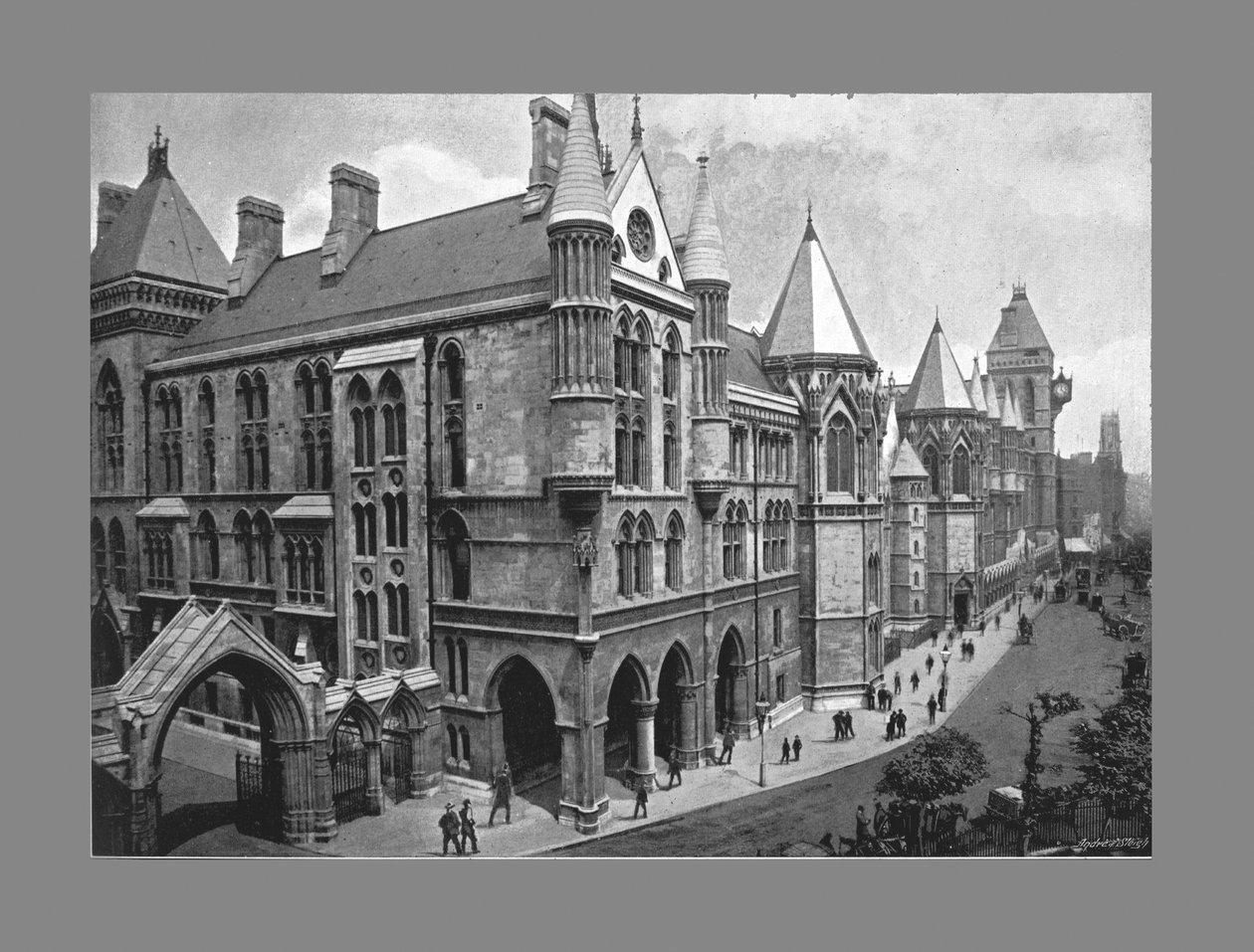 The New Law Courts, London, 1900 alkotó: Valentine and Sons Publishing Co