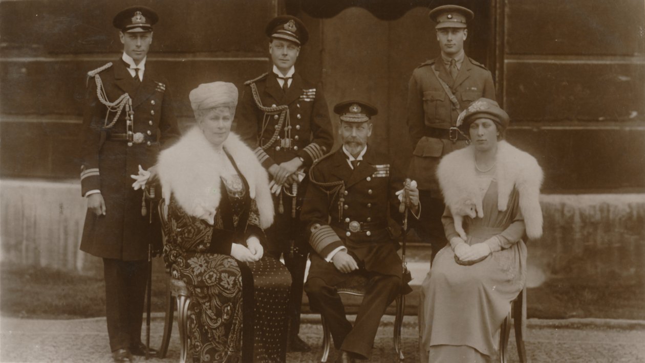 „H.R.H. York hercege, H.R.H. A walesi herceg, H.R.H. Henrik herceg, H.M. A királynő, H.M. Az alkotó: Vandyk