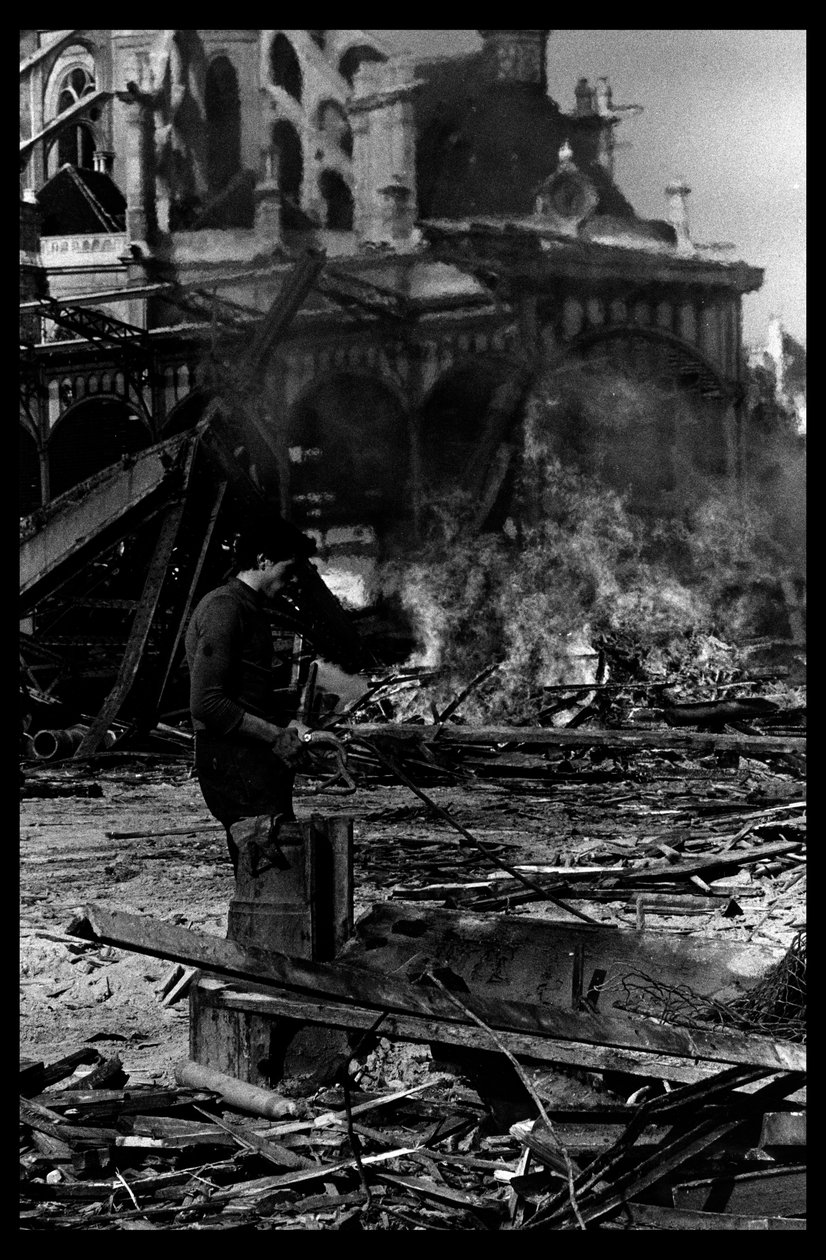 A párizsi központi piac lebontása, 1971 augusztusában (f/w fotó) alkotó: Victor Baltard