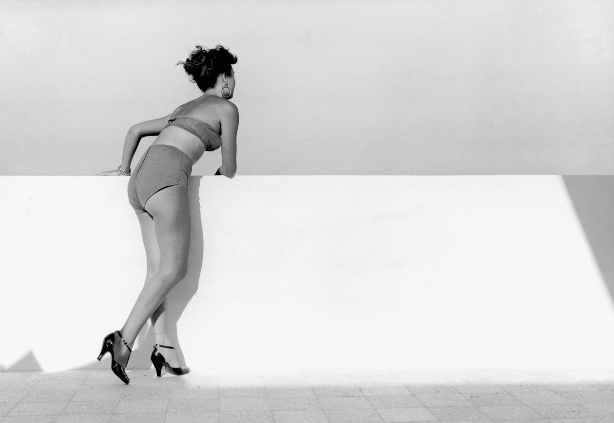 Fürdőző, Olaszország, 1955 körül (zselatinos ezüstnyomat) alkotó: Vincenzo Balocchi