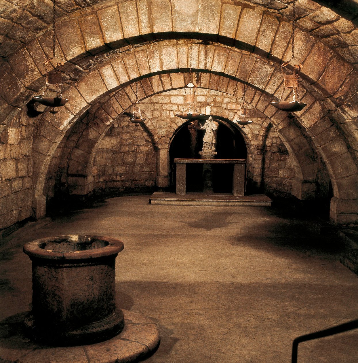 Szent Antolin kripta, Palencia katedrálisa, Spanyolország, 7. század (fotó) alkotó: Visigothic