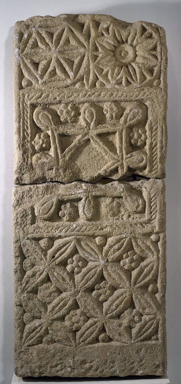 Vizigótikus sírkő, 5-6 alkotó: Visigothic