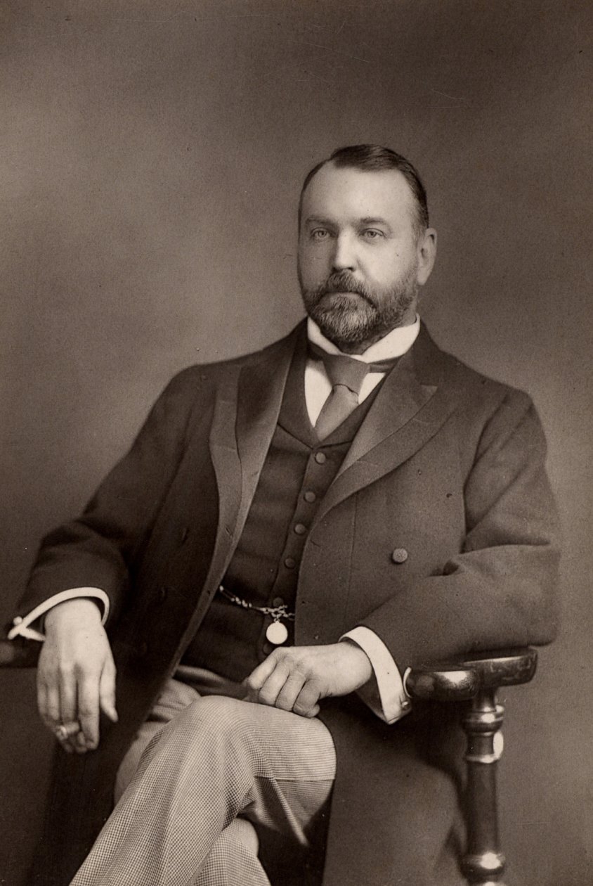 ""Sydney Grundy (1848-1914) angol drámaíró és ügyvéd. Számos színdarab, főleg vígjáték és bohózat szerzője. (fabury típusú) alkotó: W. and D. (after) Downey