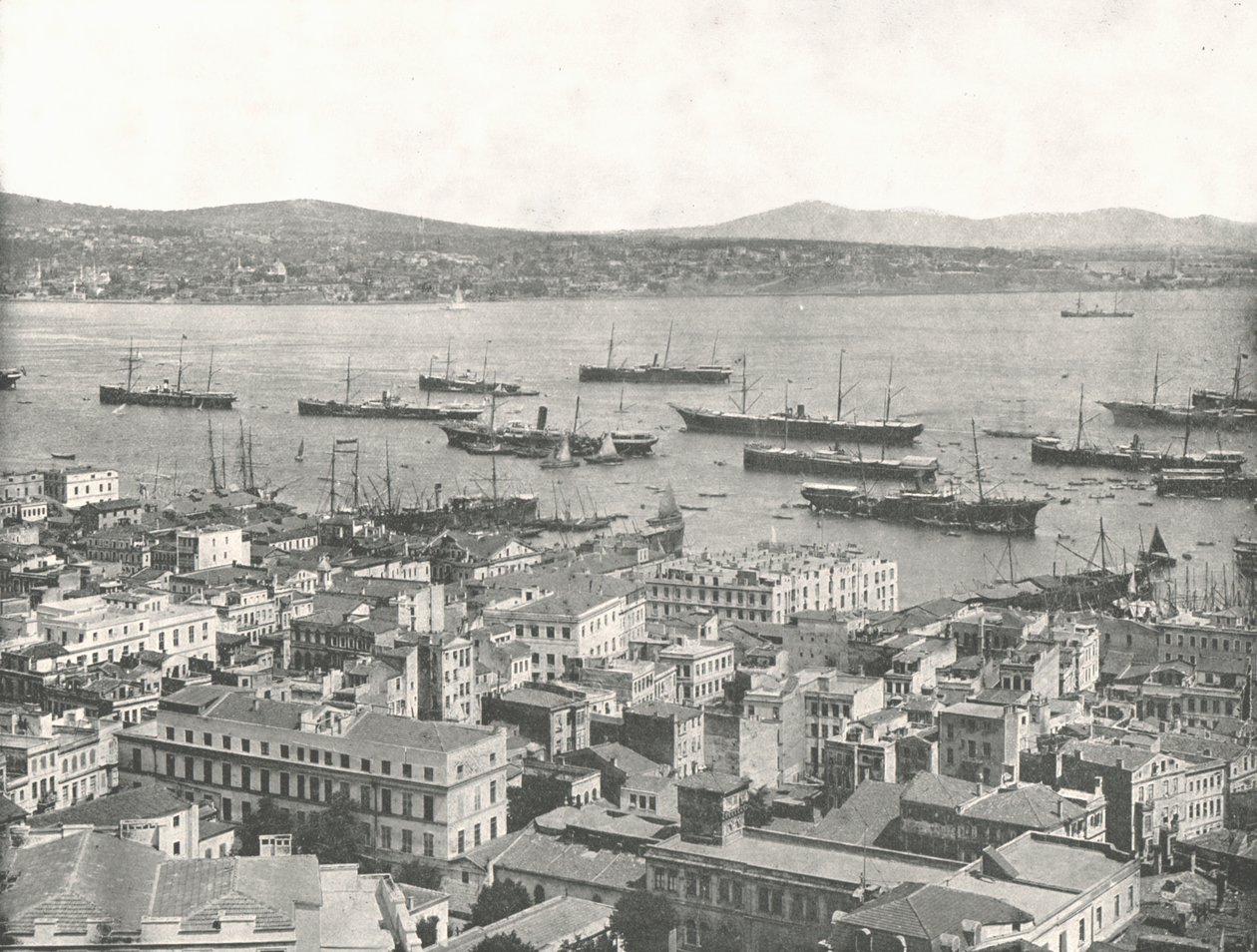 A Boszporusz Scutari felé néz, Konstantinápoly, Oszmán Birodalom, 1895. alkotó: W and S Ltd