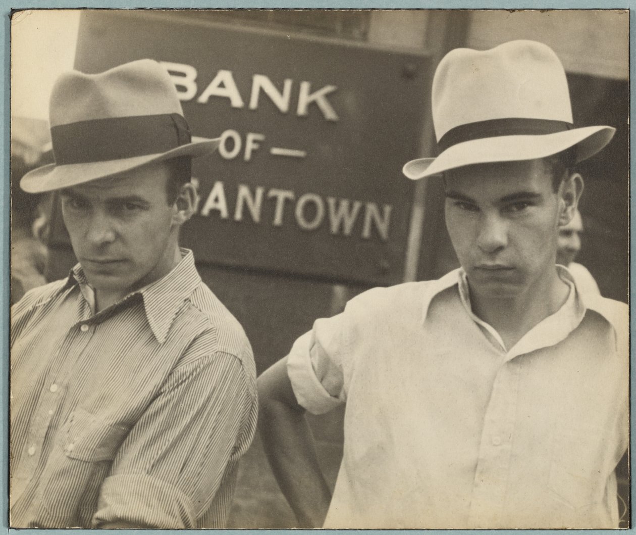 Main Street Faces / Street Scene, Morgantown, West Virginia alkotó: Walker Evans