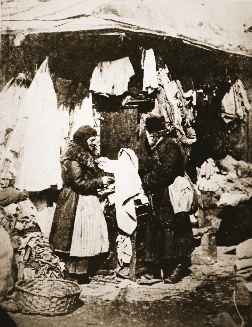Piaci bódé, Szentpétervár, 1868 körül (szépia fotó) alkotó: William Andreevich Carrick