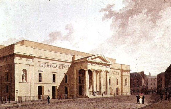 A 2. Covent Garden Színház keleti frontja, Robert Smirke tervezte, és Flaxman-paneleket mutat be, 1809 alkotó: William Daniell