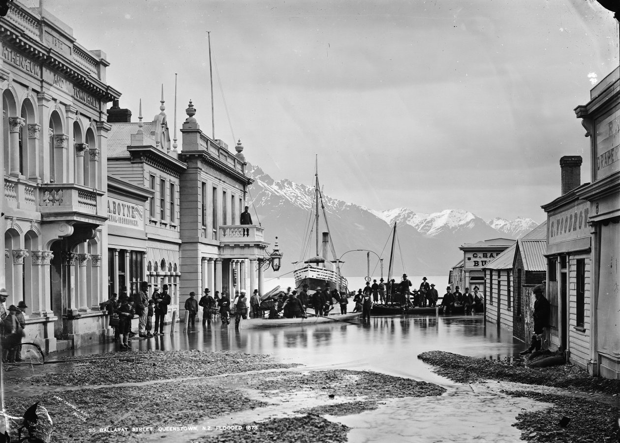 Ballarat Street, Queenstown, Új -Zéland, elöntötte 1878 alkotó: William P. Hart