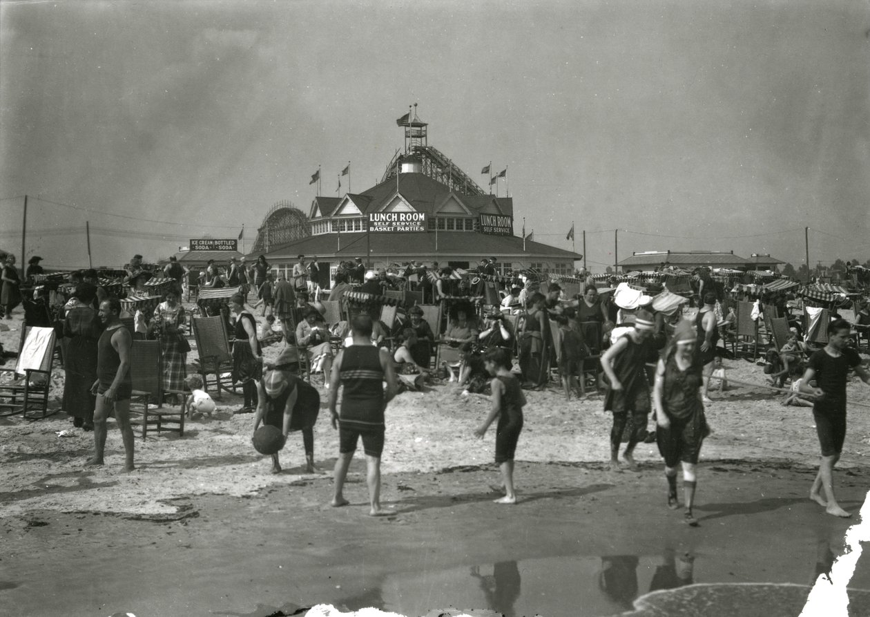 Beach Scene, Coney Island, 1910-21 alkotó: William Davis Hassler