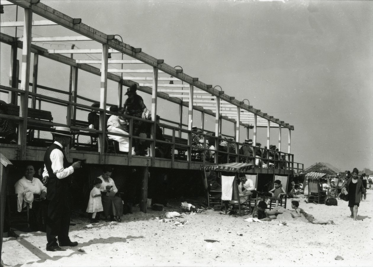 Beach Scene, Coney Island, 1910-21 alkotó: William Davis Hassler