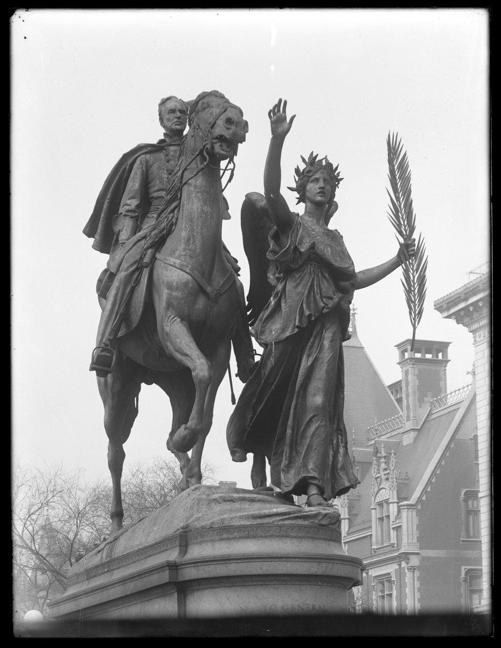 William Tecumseh Sherman szobra az 59. utcában és a Fifth Avenue-n, New York City, 1913 körül alkotó: William Davis Hassler
