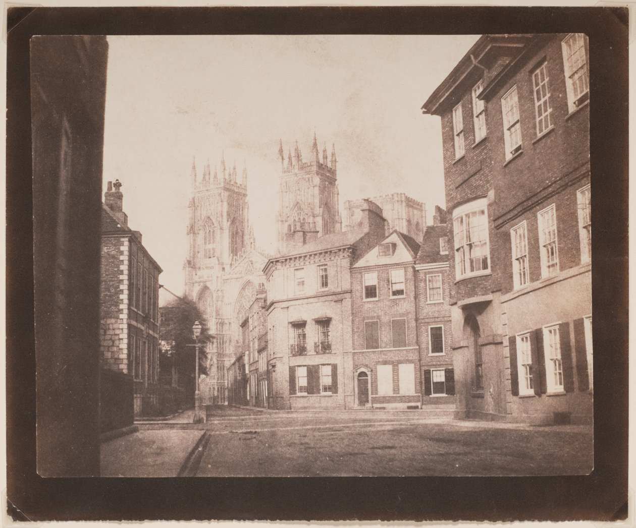 Jelenet Yorkban - a York Minster a Lop Lane felől alkotó: William Henry Fox Talbot