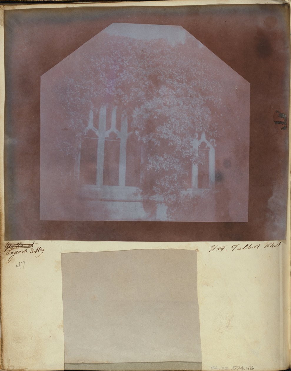 A Lacock -apátság kolostorának részlete alkotó: William Henry Fox Talbot