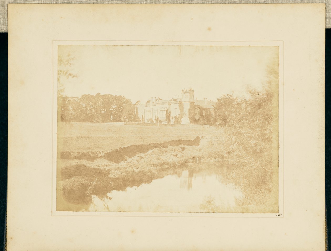 Lacock apátság Wiltshire-ben alkotó: William Henry Fox Talbot