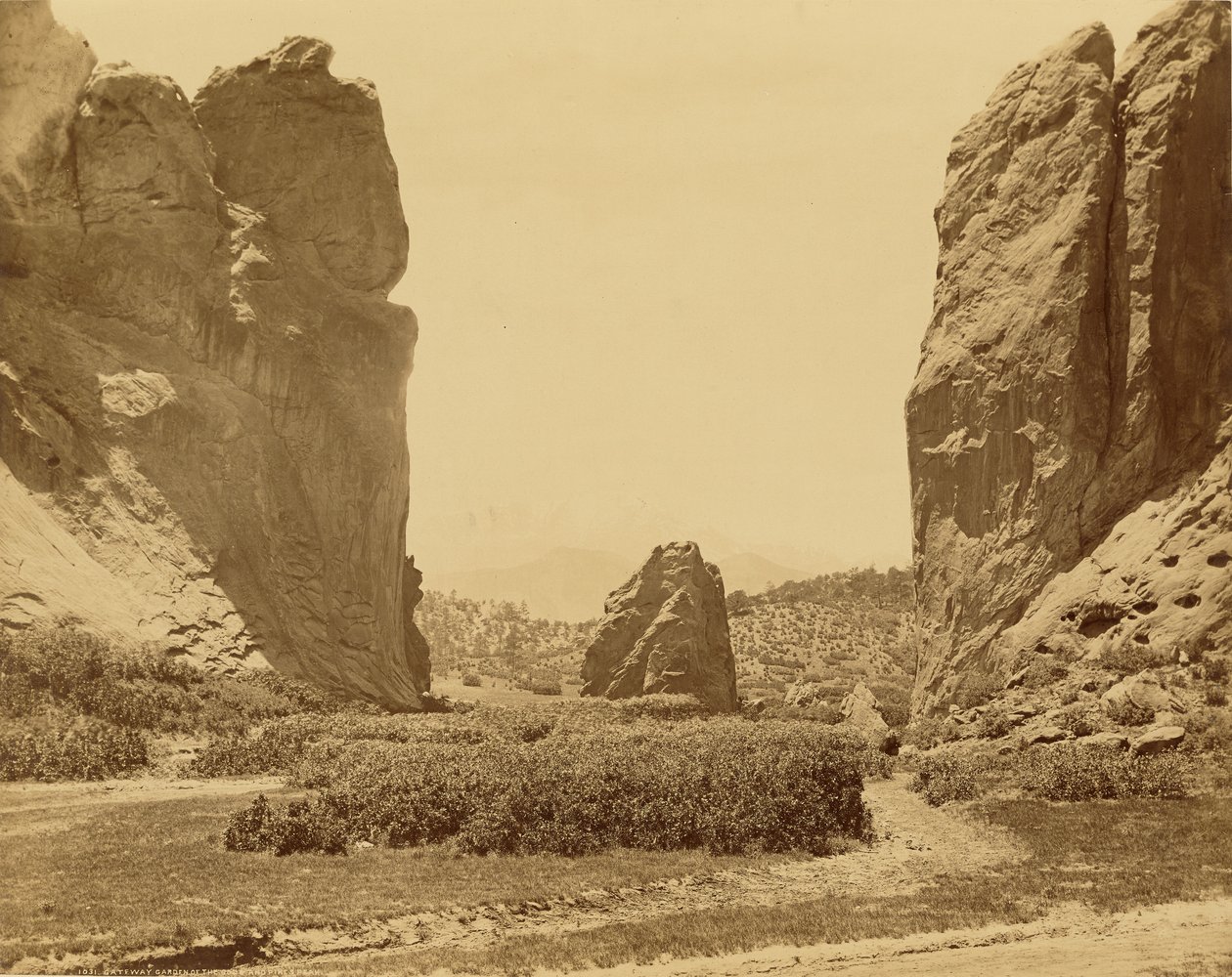 A Garden of the Gods kapuja és a Pikes Peak alkotó: William Henry Jackson