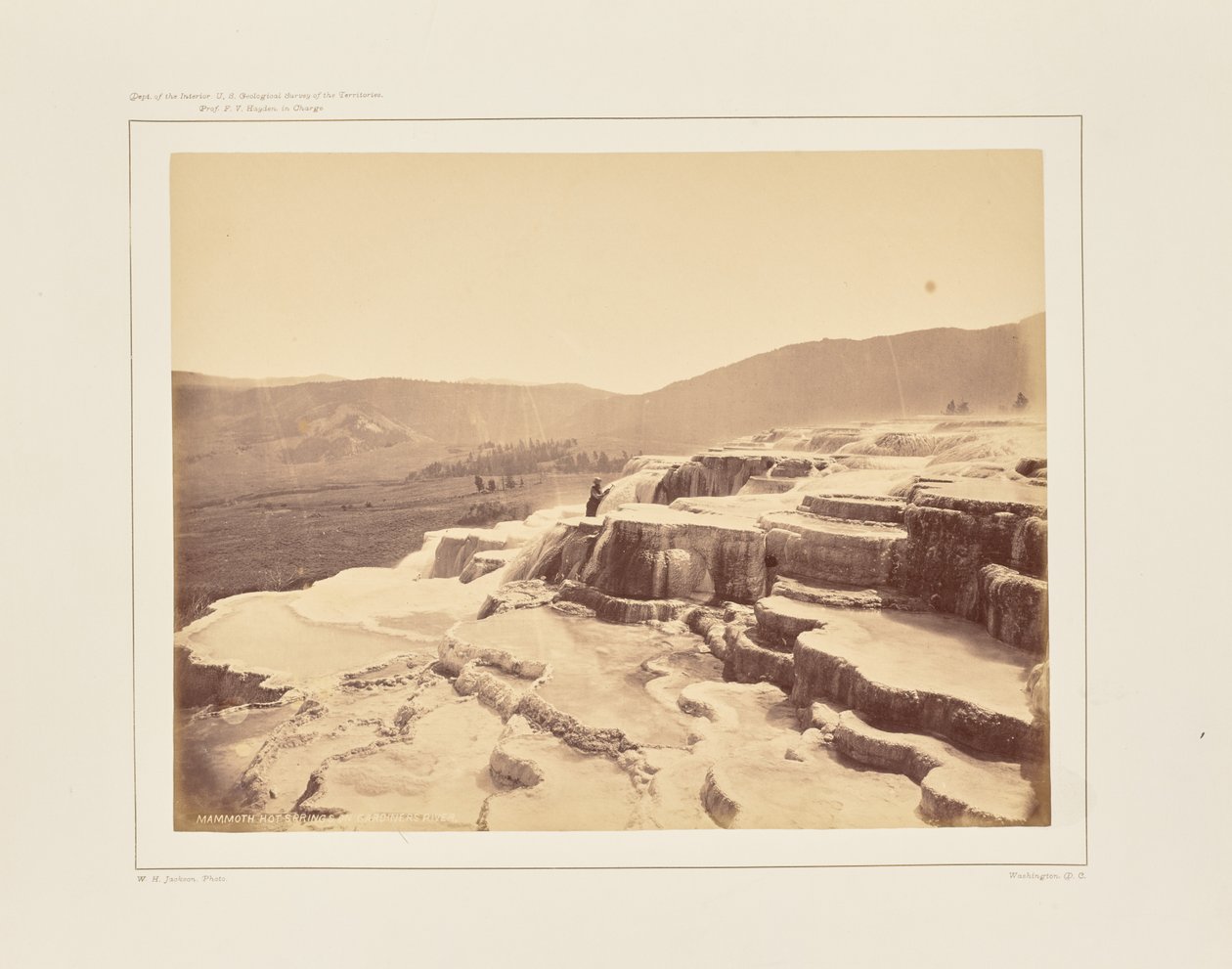 Mammoth Hot Springs a Gardiner folyónál alkotó: William Henry Jackson