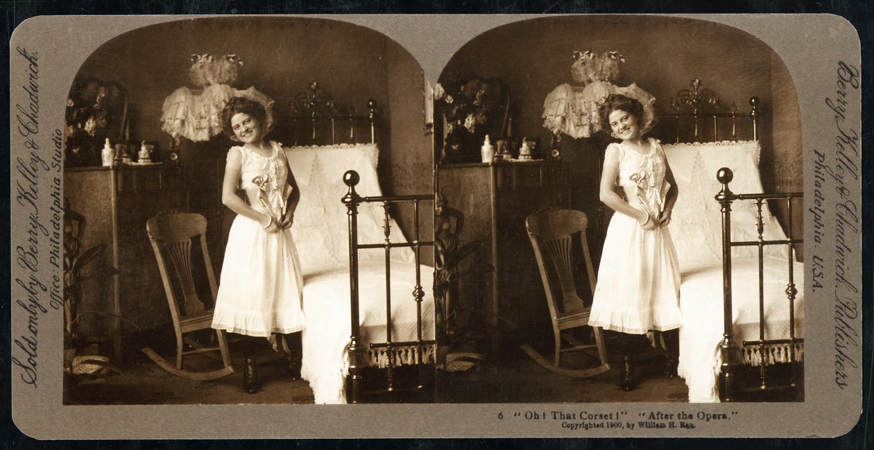 Oh That Corset After the Opera, 1900 körül (szépia fotó) (lásd még: 473263) alkotó: William Herman Rau