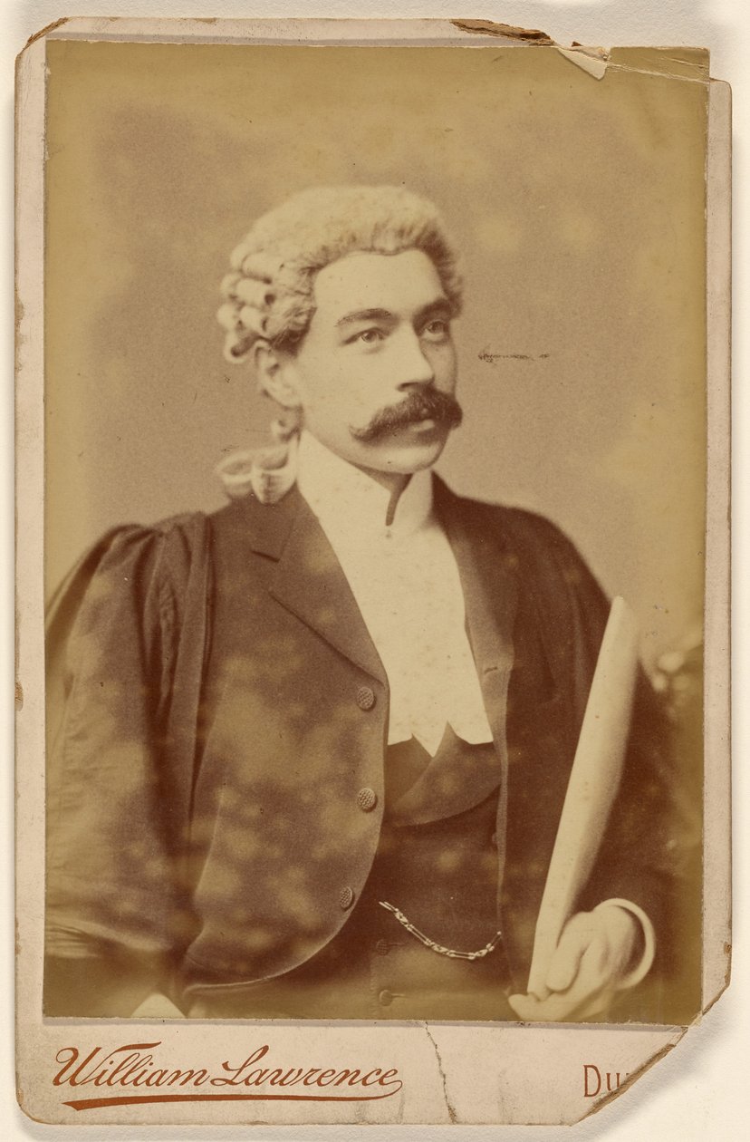 [Fehér parókás, sötét bajuszos férfi, kezében papírokkal] alkotó: William Lawrence