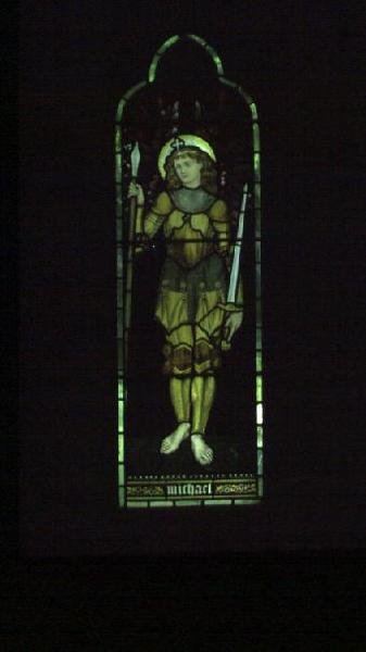 Szent Mihály alkotó: William Morris
