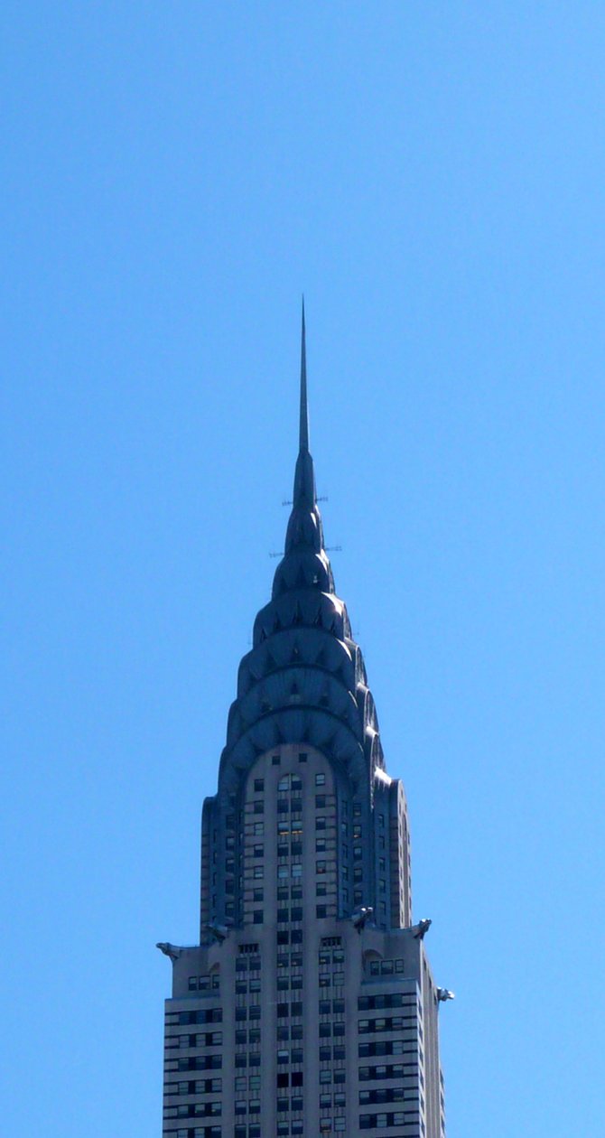 A Chrysler Building egy art deco stílusú felhőkarcoló New Yorkban, Manhattan keleti részén. 1930-ban készült el. alkotó: William Van Alen