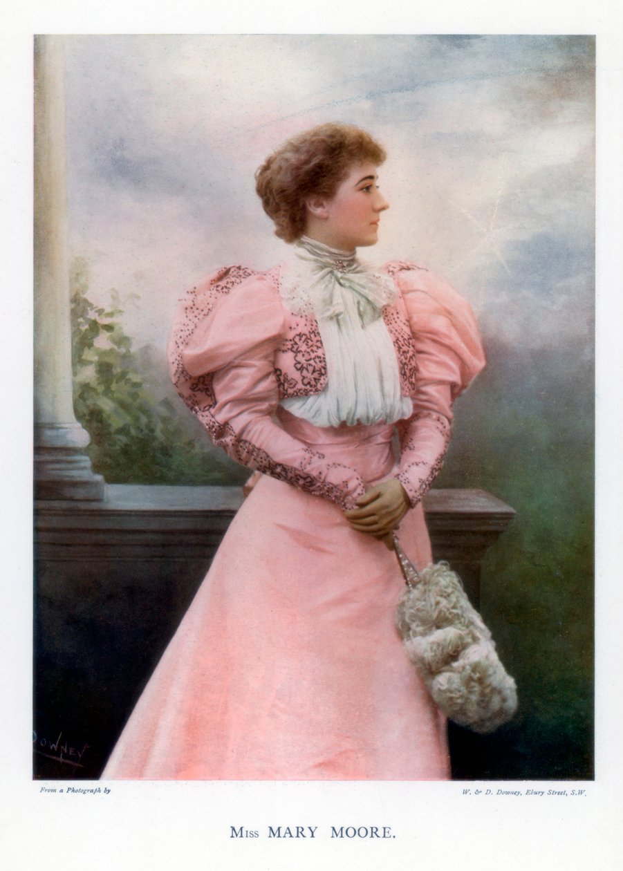 Mary Moore angol színésznő és színházi menedzser, 1901. alkotó: William and Daniel Downey