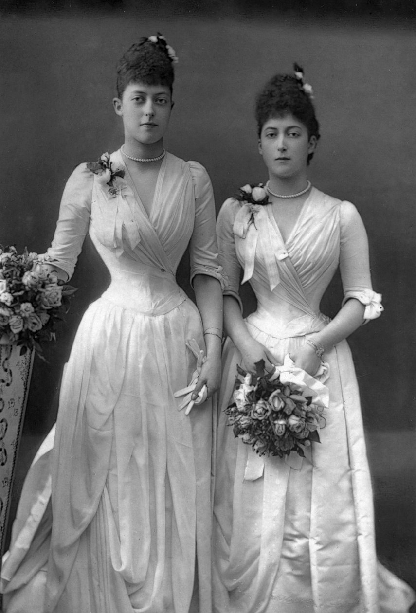 A walesi Viktória hercegnők 1868-1935 és Maud 1869-1938, 1890. alkotó: William and Daniel Downey