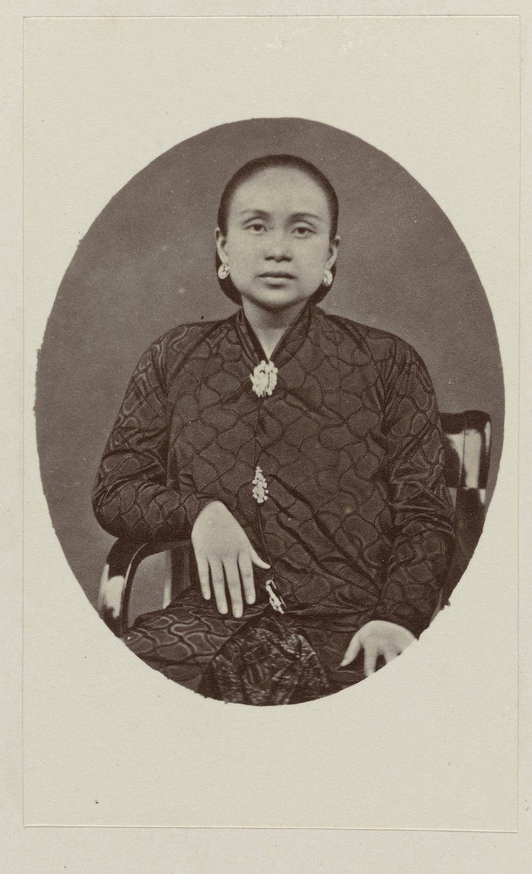 Ratoe van Pakoe Boewono IX felesége, Susuhunan van Surakarta alkotó: Woodbury and Page