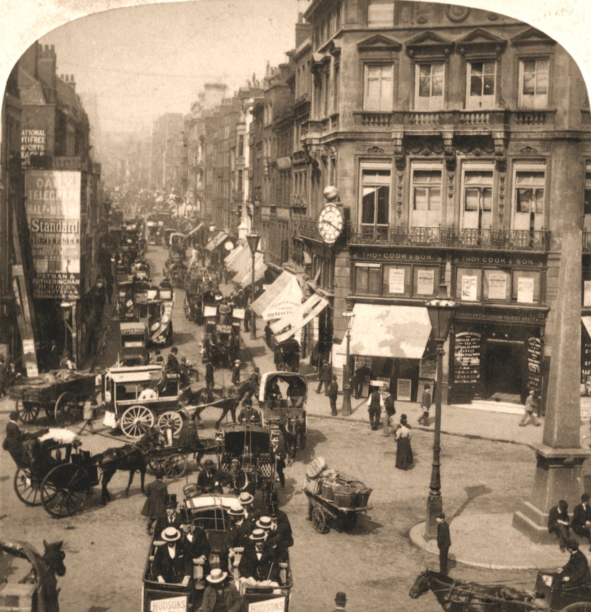 Fleet Street, London, 1896. alkotó: Works and Sun Sculpture Studios