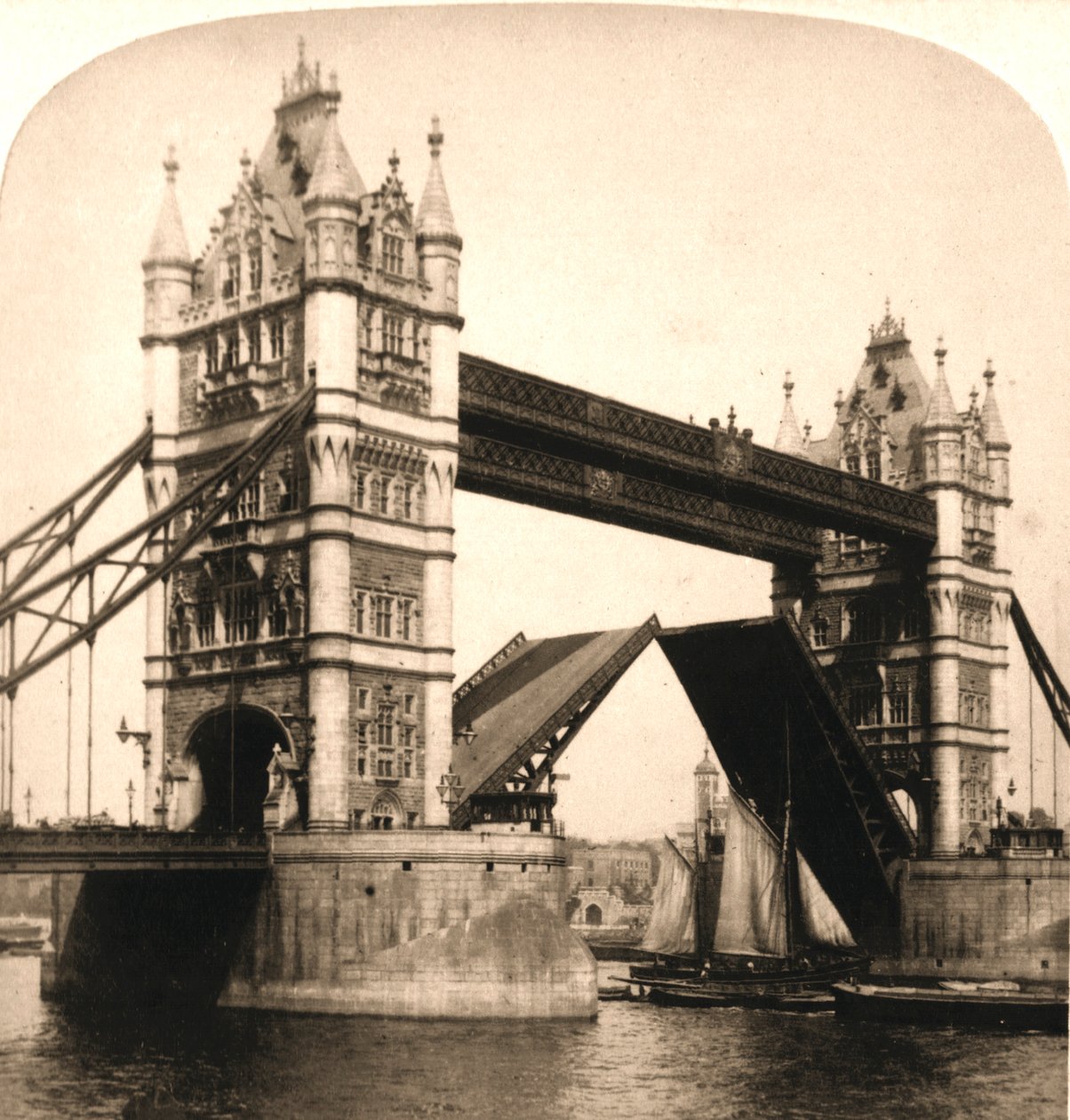 The New Tower Bridge, London, 1896. alkotó: Works and Sun Sculpture Studios