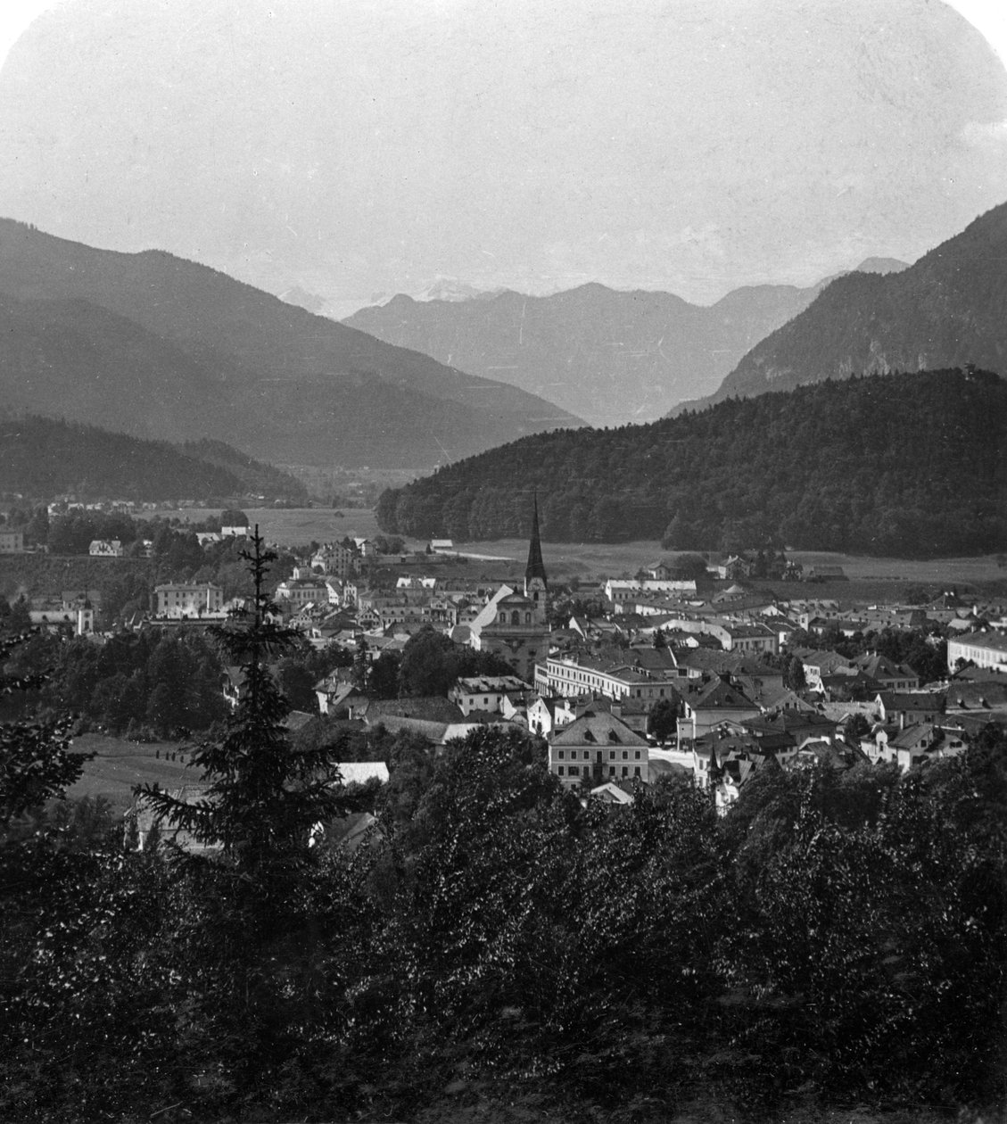 Bad Ischl, a Hoher Dachstein lábánál, Salzkammergut, Ausztria, 1900-as évek. alkotó: Wurthle and Sons